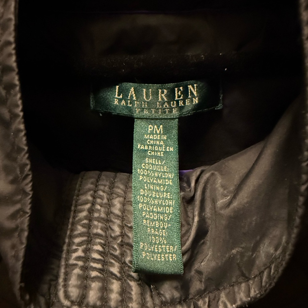 Lauren Ralph Lauren Quilted Jacket PM (Petite Medium) Black Like New-preloved - Picture 8 of 13